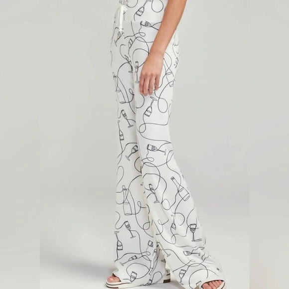 Wildfox Popping Bottles Flared Lounge Sweatpants - Size M - Vanilla - NWT - Picture 2 of 13